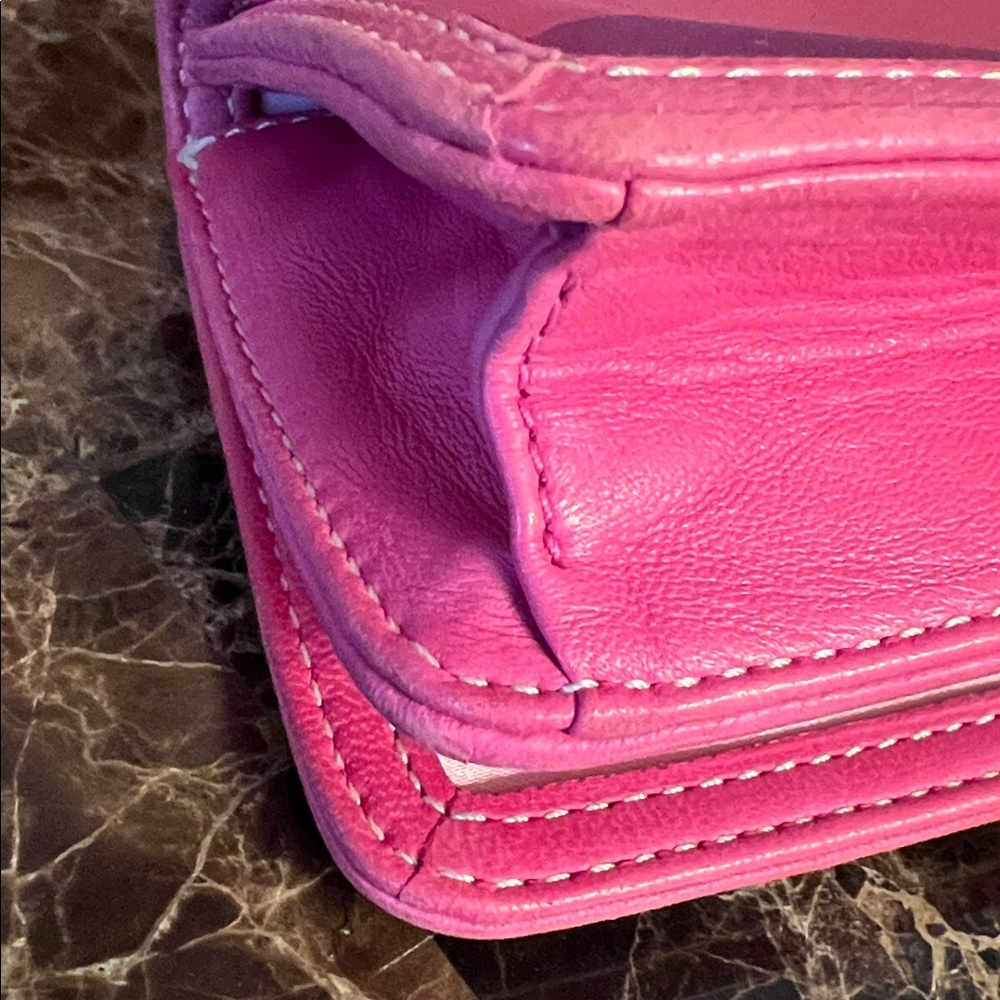 Coach Pink Scarf Print Zoe Signature Turn-Lock Wristlet EUC - Picture 11 of 16